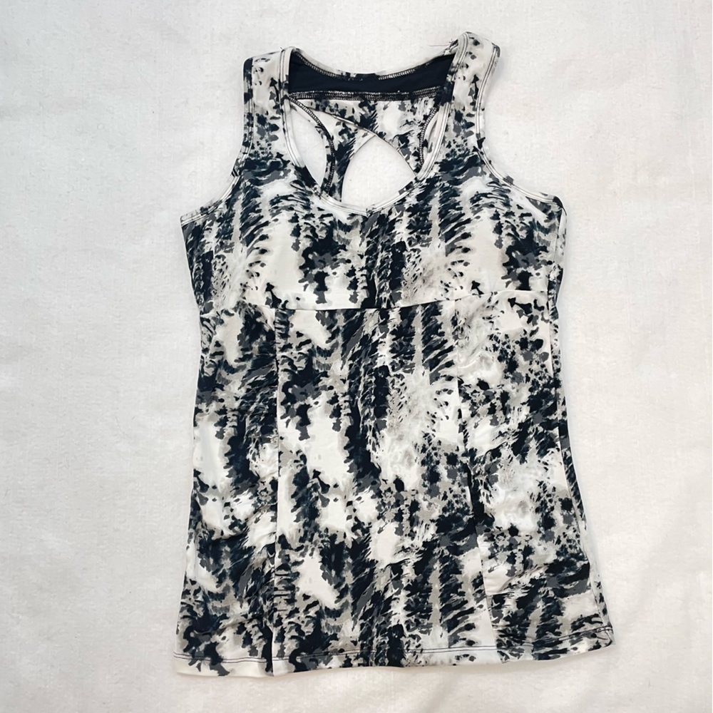 Marika Tank Top Back Twist Peekaboo Cutout black & gray ice dye built-in bra Med